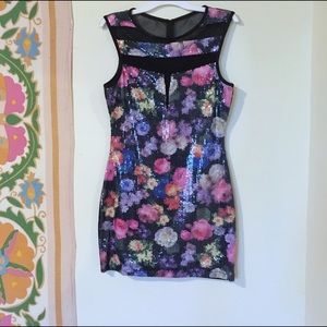 Gorgeous floral sequence bodycon dress