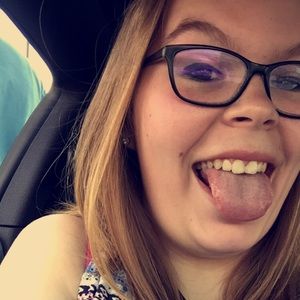 Meet your Posher, Danyell