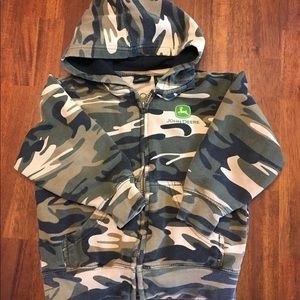 John Deere sweatshirt