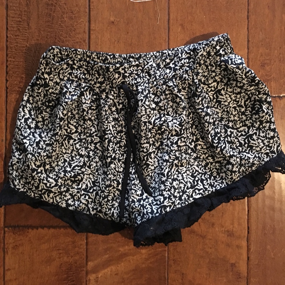 Patterned shorts