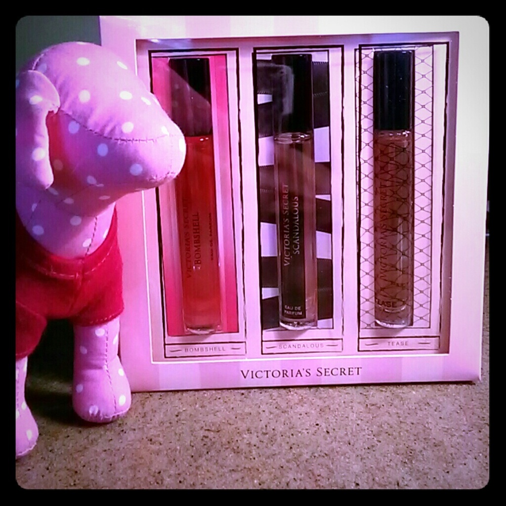 NEW Victoria's Secret PINK Perfume Rollerball