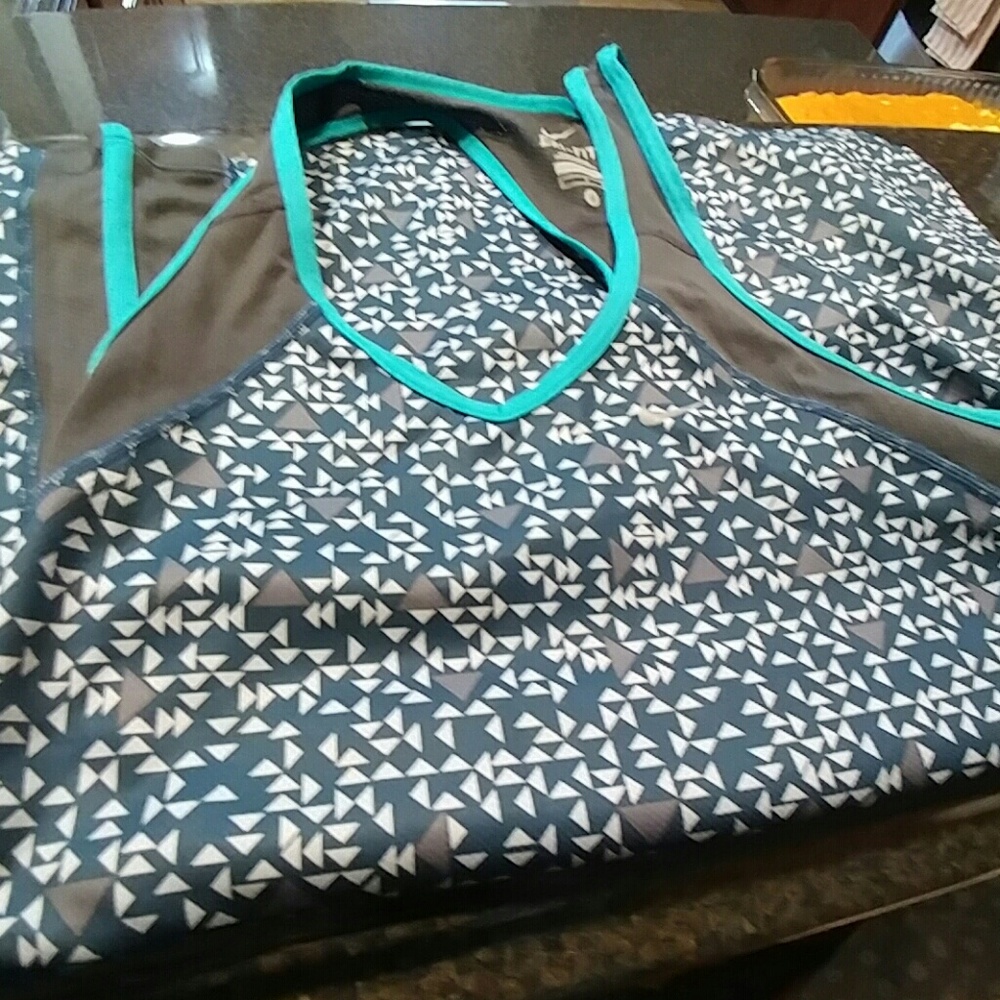 Outfit - Picture 3 of 3