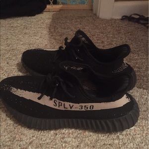 UA yeezy boost 350 v2