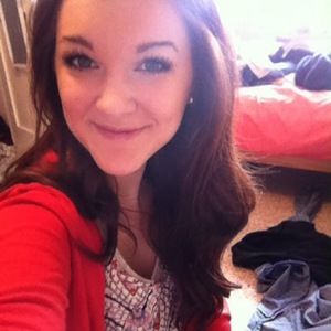 Meet your Posher, Emma