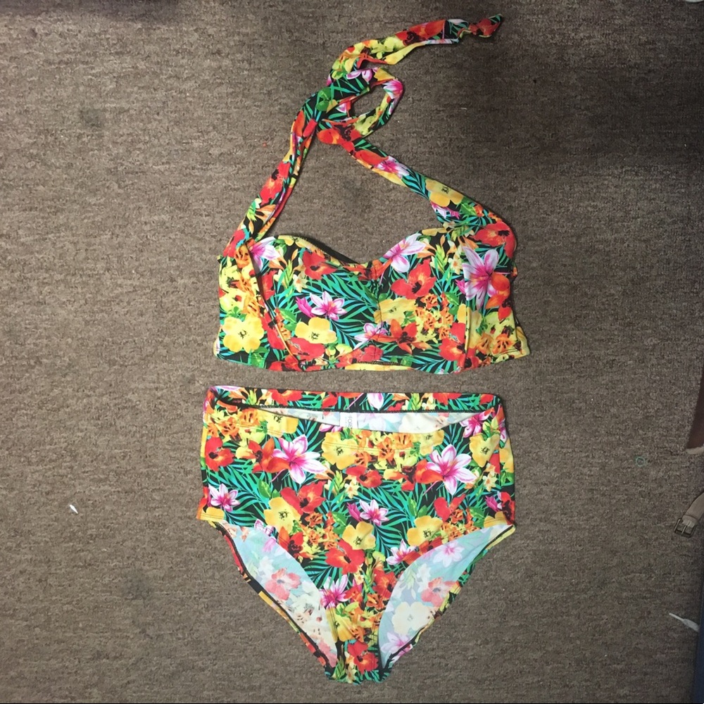 High waisted swim suit