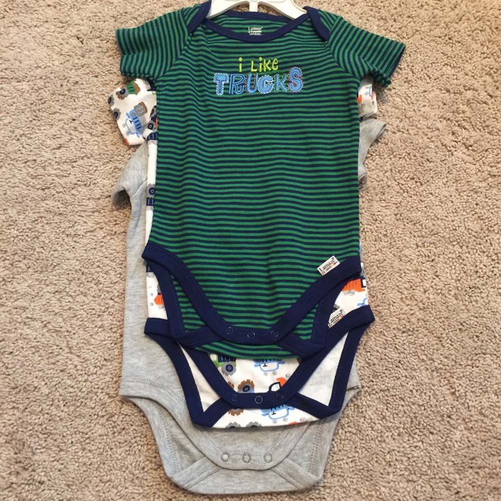 Lamaze NWOT 6-9month Onesie Set
