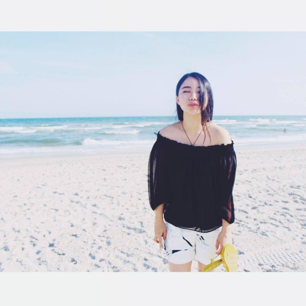 Meet your Posher, Alexi