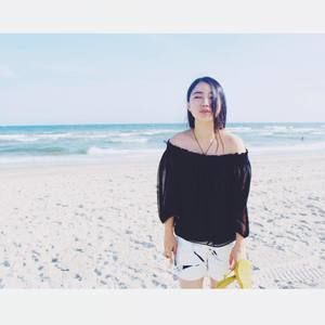 Meet your Posher, Alexi