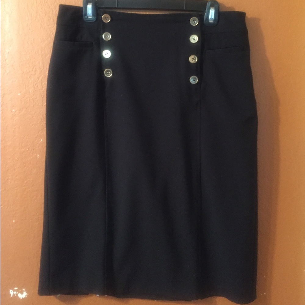 Black skirt