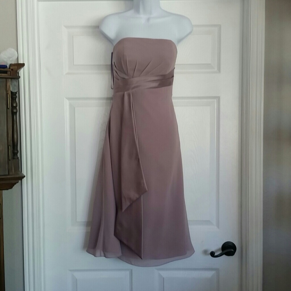 Modern maids Size 6 prom, homecoming dress
