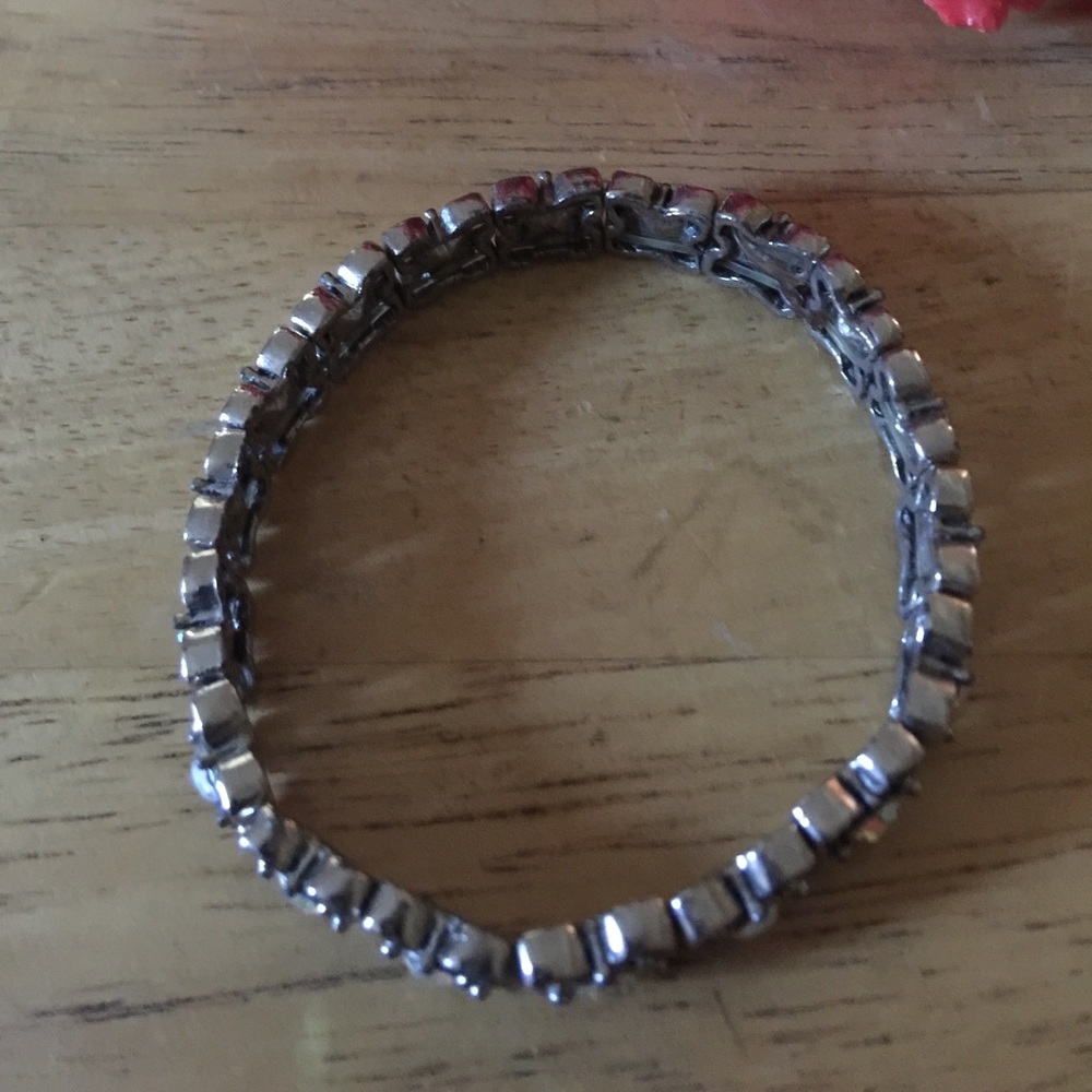 Rhinestone silver tone bracelet - Picture 2 of 4