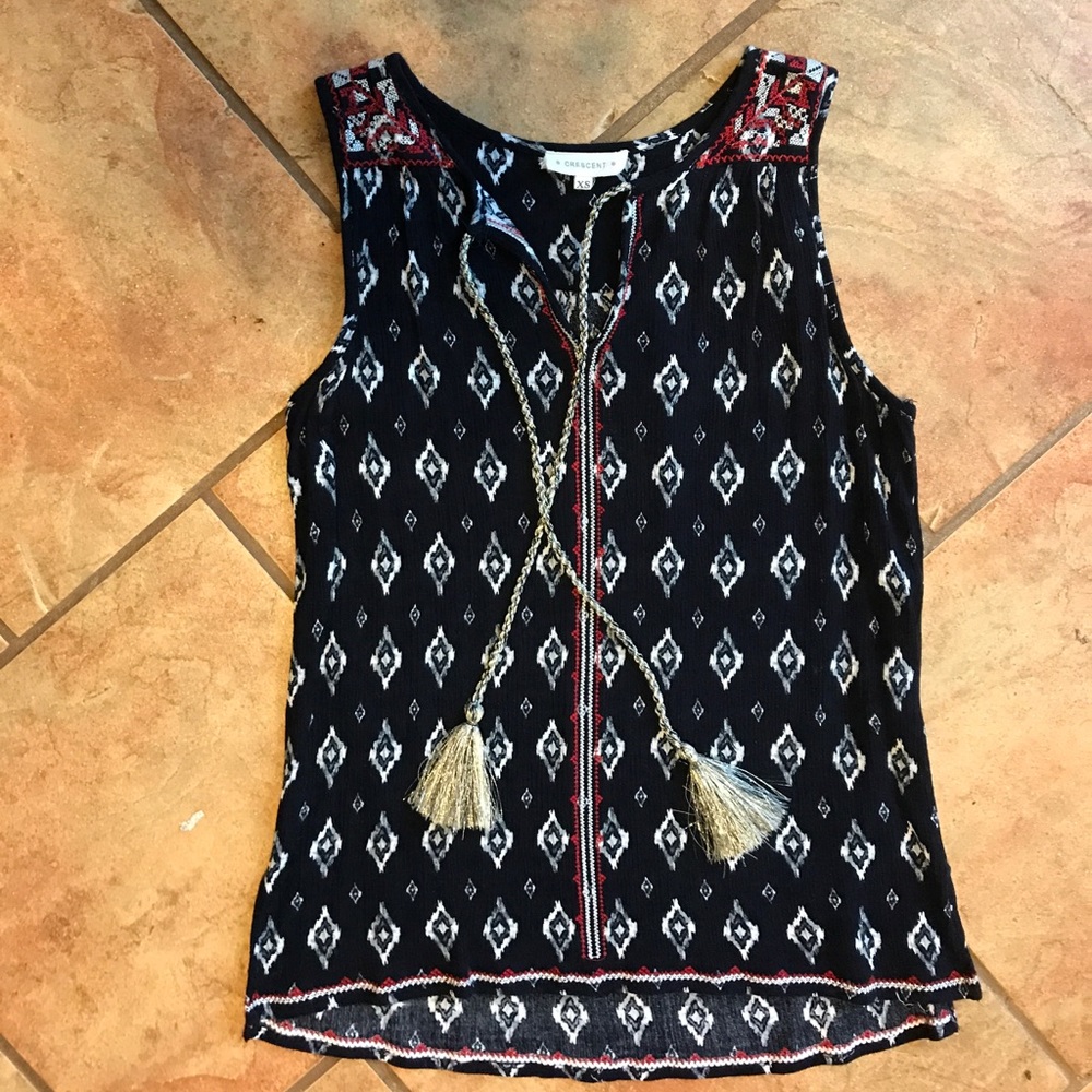Crescent top