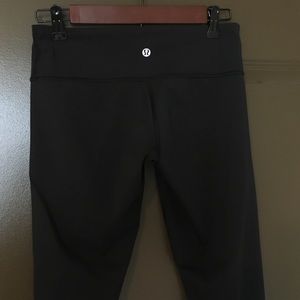 Lulu Lemon Wunder Under Crop Leggings