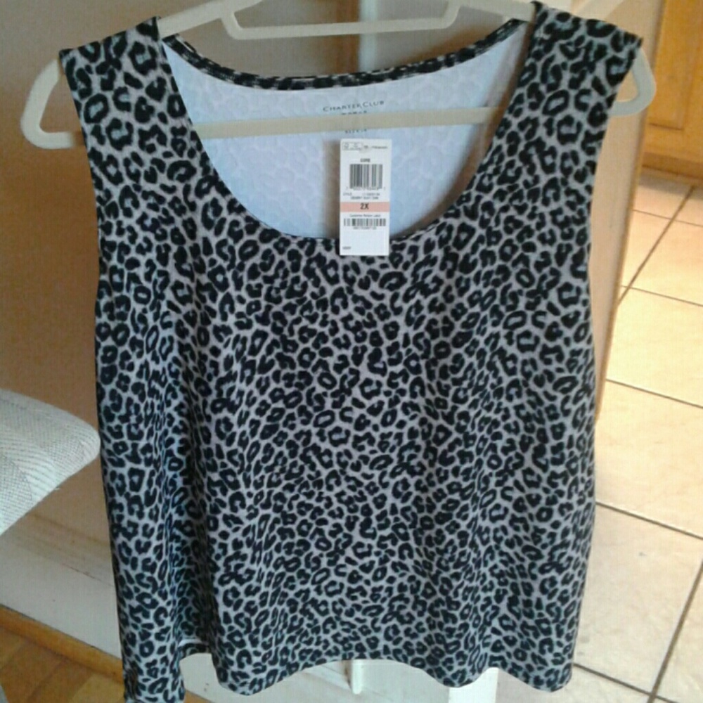 Pretty black leopard print tank