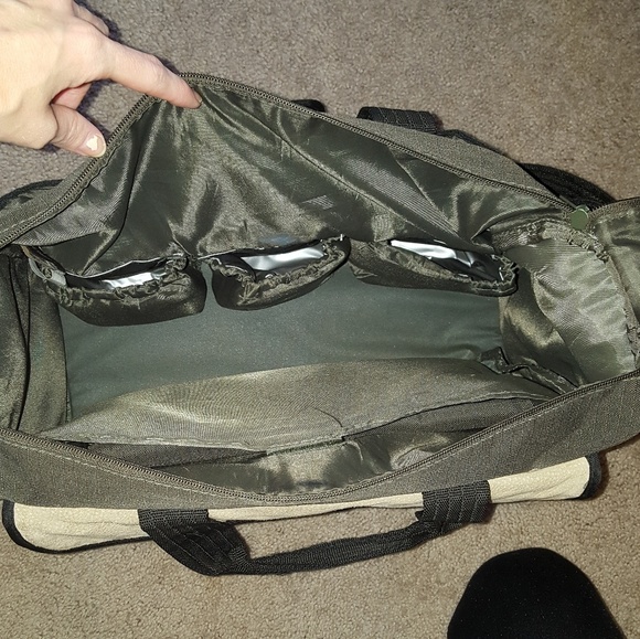 《Eddie Bauer》green•tan leather•delux diaper bag - Picture 3 of 6