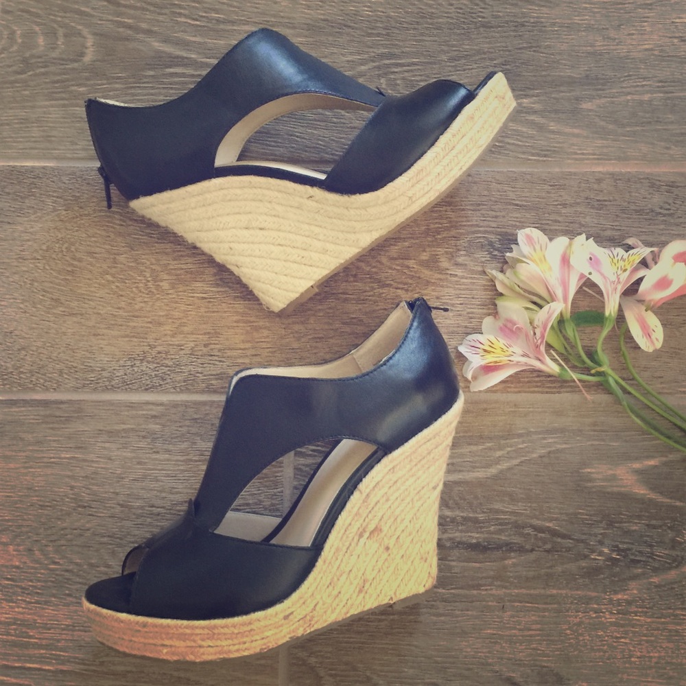 Brand New Seychelles Leather Wedges