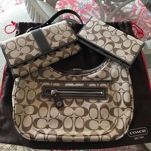 Coach Signature Purse