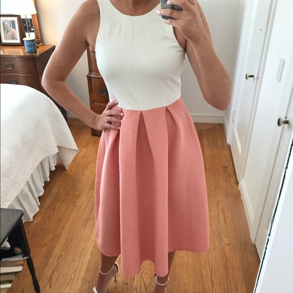 Midi Two Tone Dress - Picture 4 of 5