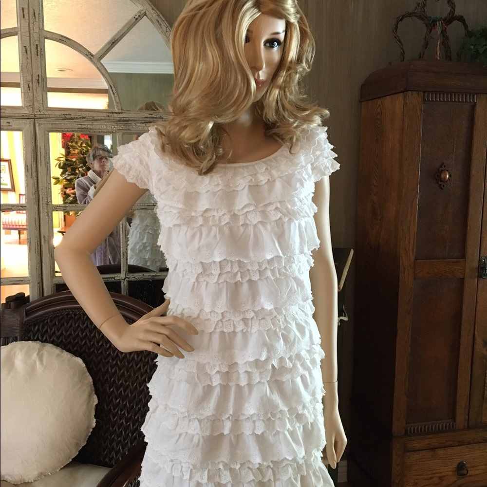 Ruffled summer dress