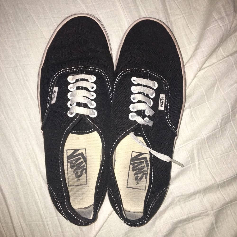 Black Vans size 8.5 women's size 7 men's
