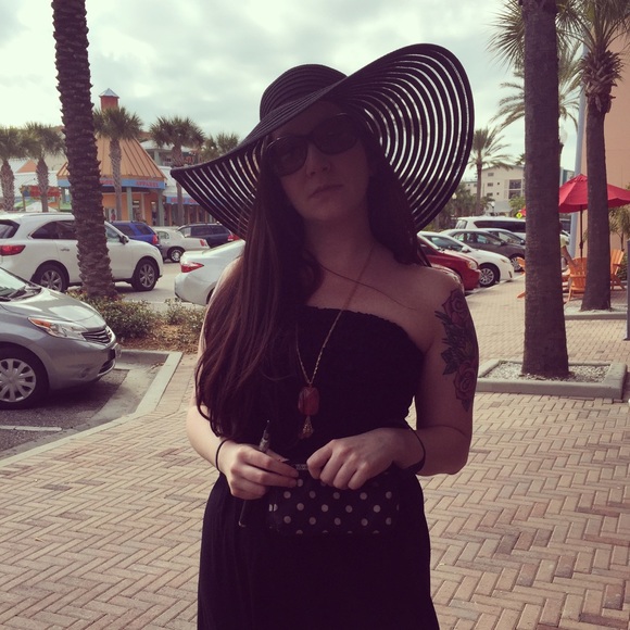 Meet your Posher, Bethany - Picture 4 of 8