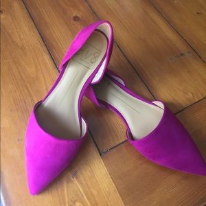 New Dolce Vita dv8 size 6 pink flat shoes