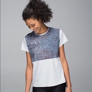 NWOT Lululemon Snapshot Tee
