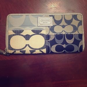 Authentic Coach wallet