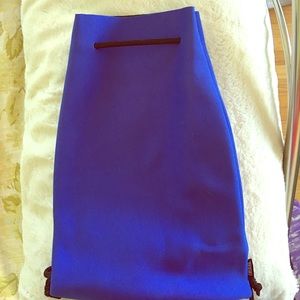 Triangl neoprene backpack