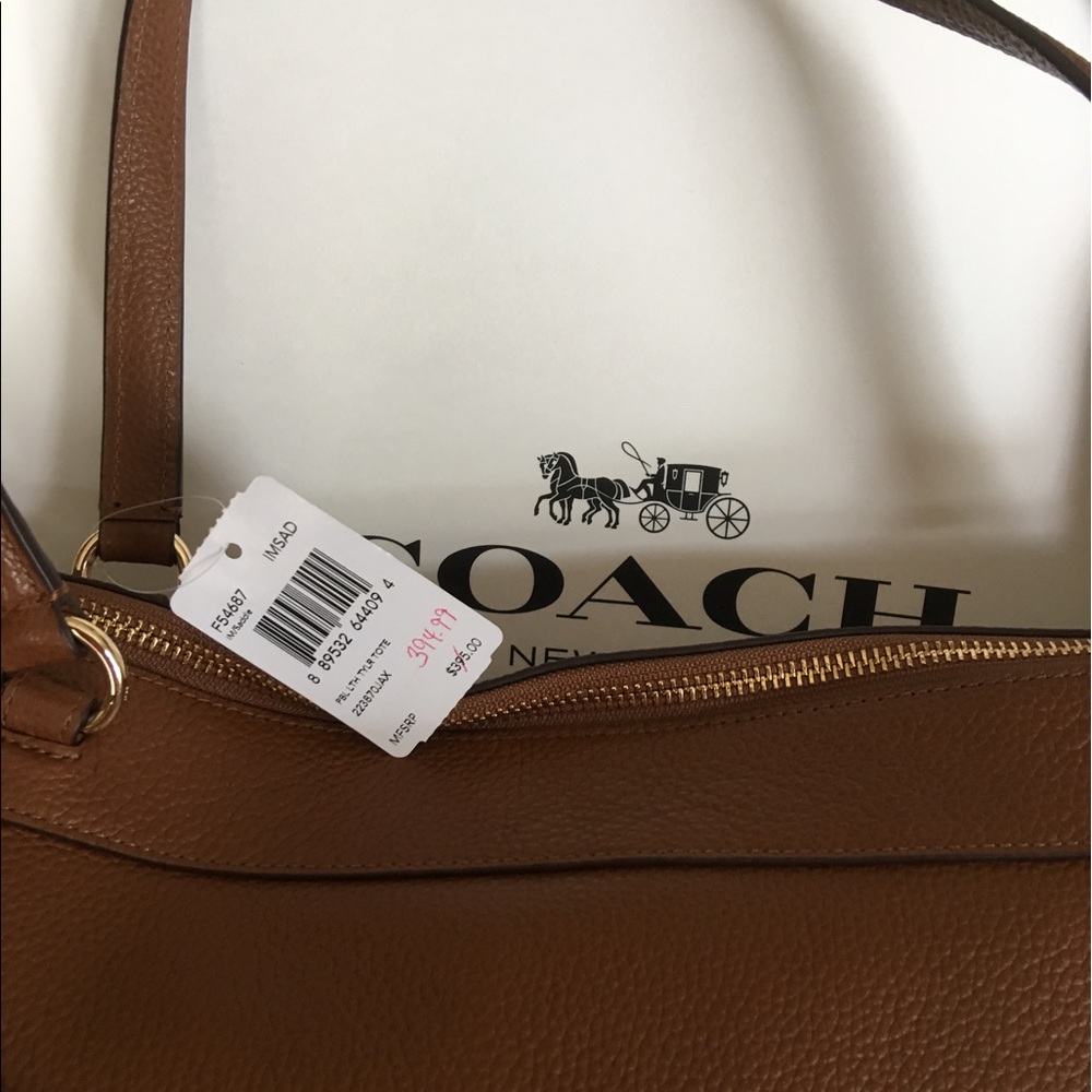 Tyler Tote NEW last one 💗 it's a beauty😀 - Picture 2 of 8