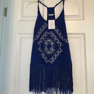 Blue tassel tank