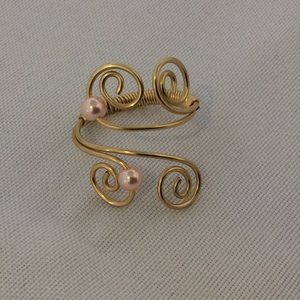 🎉SOLD🎉Adjustable Ring with Pink Pearls