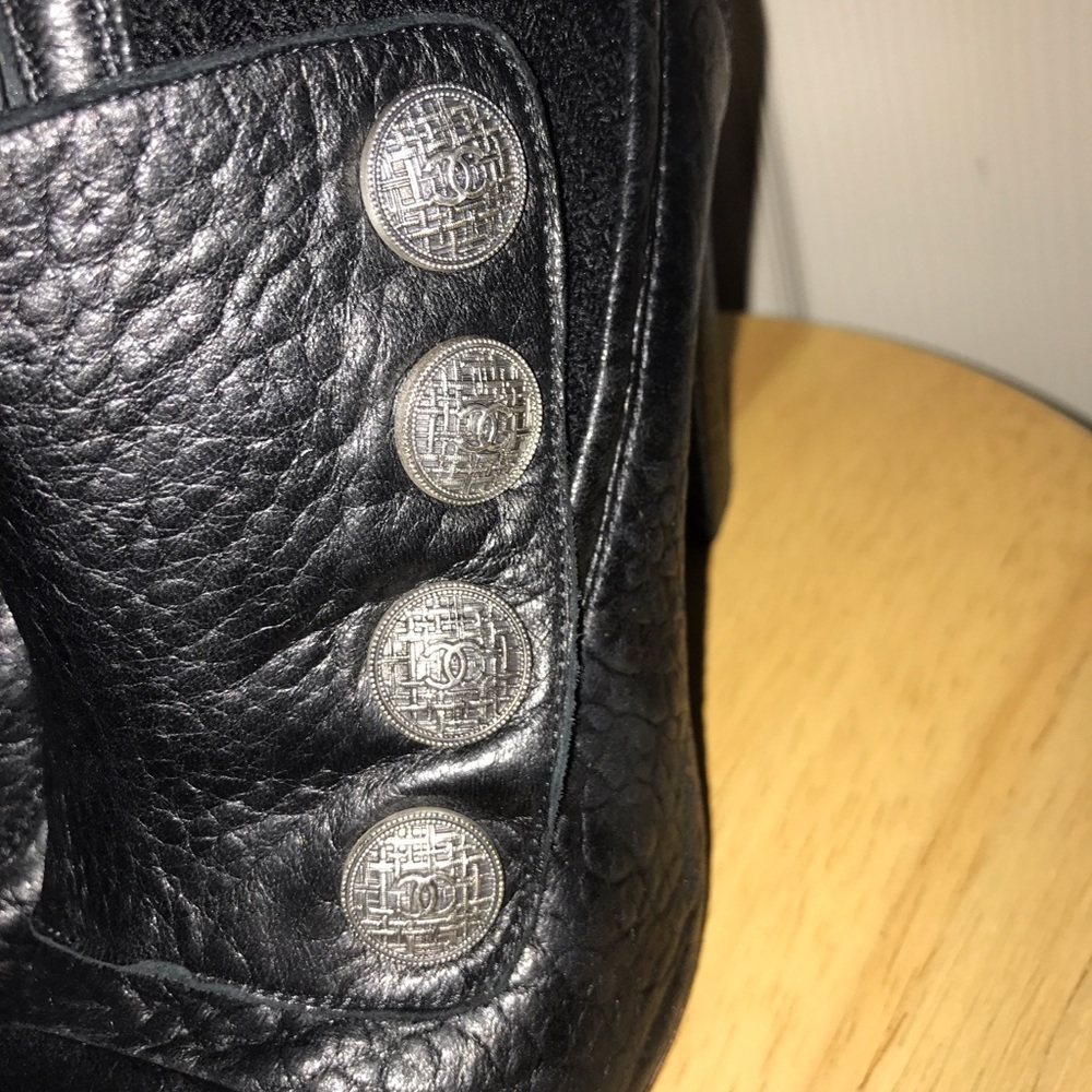 AUTHENTIC CHANEL PARIS EDINBURG BOOTS SZ 38 BLACK - Picture 2 of 8
