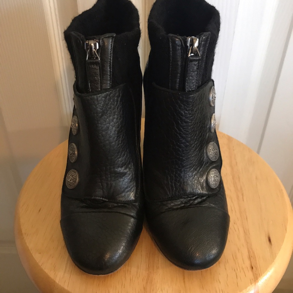 AUTHENTIC CHANEL PARIS EDINBURG BOOTS SZ 38 BLACK - Picture 7 of 8