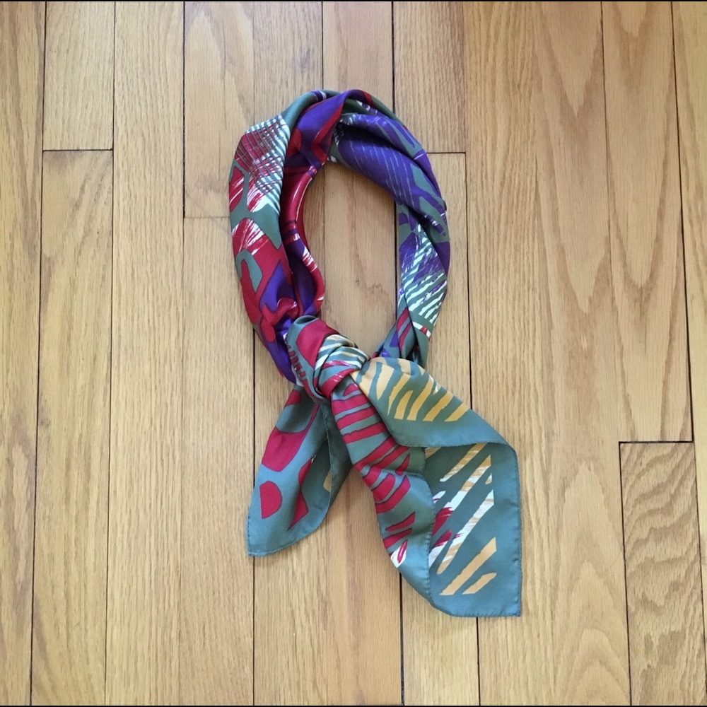 Green Scarf