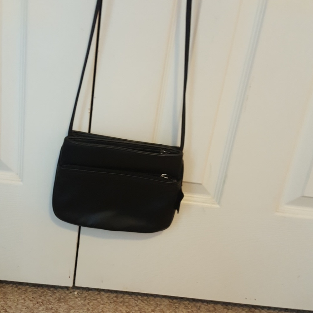 Little black bag, leather, long shoulder strap