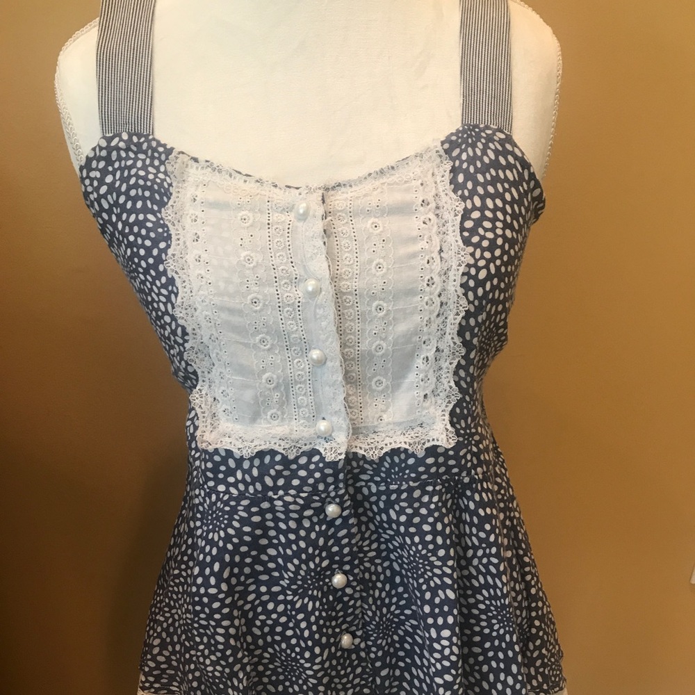 Cute navy/white sleeveless top with white lace