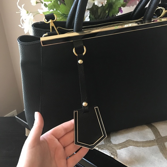 AUTHENTIC LEATHER PURSE FROM ITALY - Picture 2 of 3