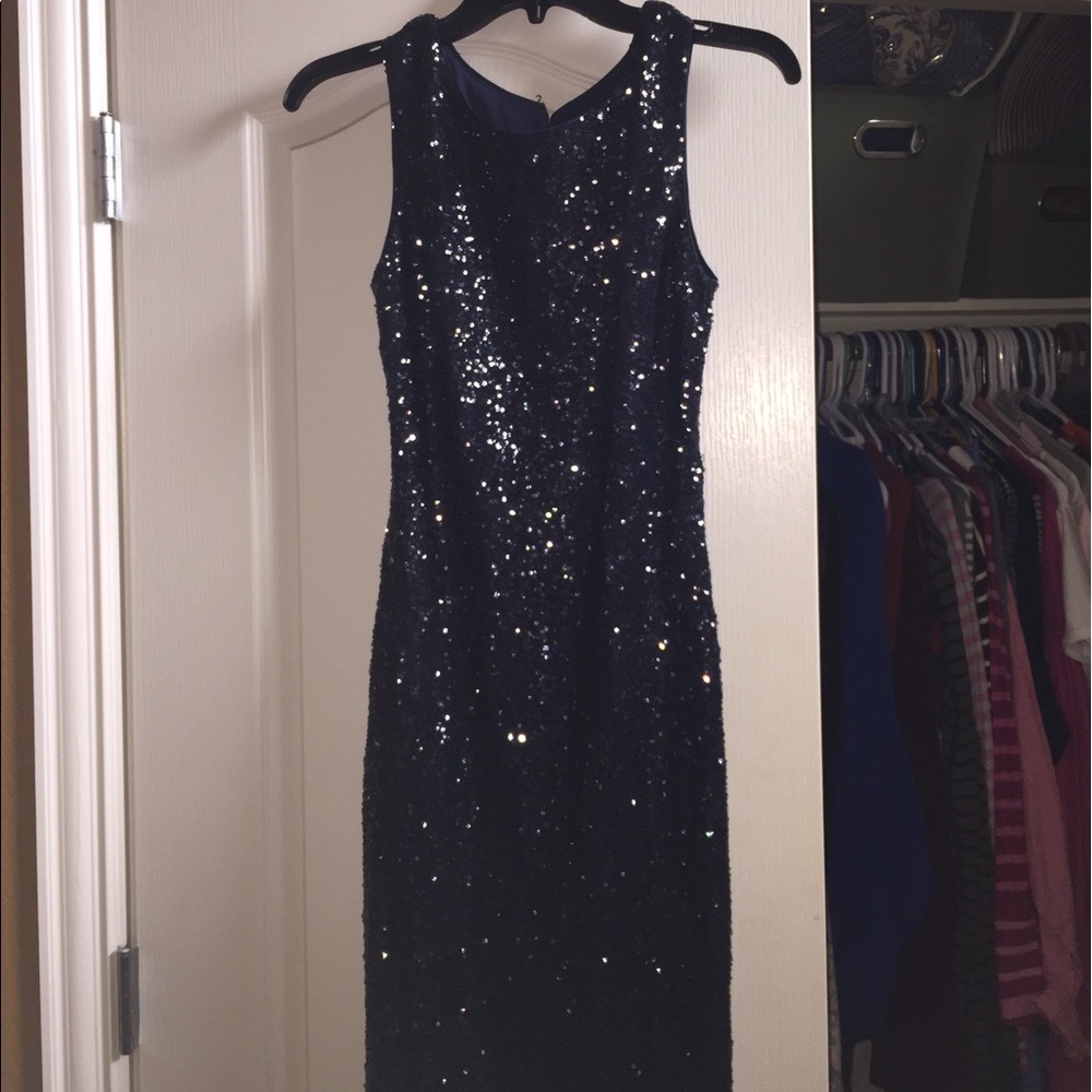 PROM DRESS - Picture 3 of 5