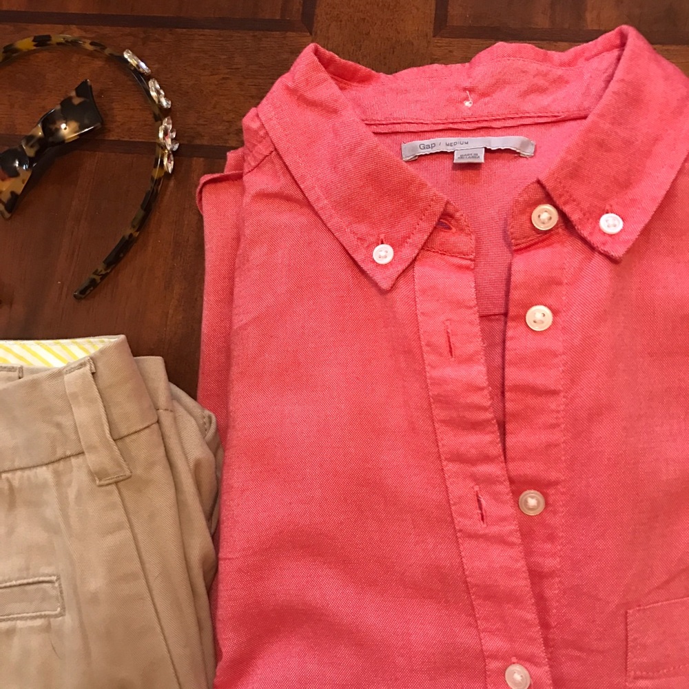 GAP pink oxford shirt