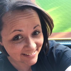 Meet your Posher, Joelle