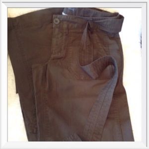 2 FOR $9 NWOT Brown Gap Pant/Capri