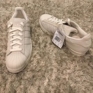 Adidas Mens Tennis Shoes