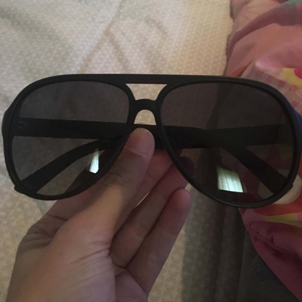 Gucci aviator sunglasses