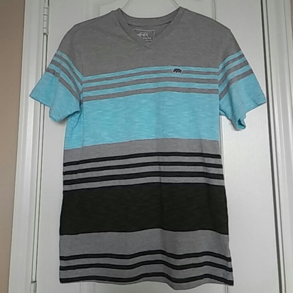 ⭕DONATED⭕     Mens Ecko unlimited shirt