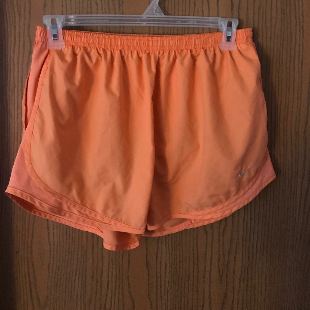 Women's Nike Shorts XL