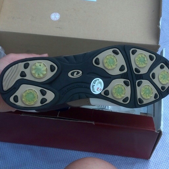 25 off Dexter Golf Shoes Dexter size 10 M Women's Leather Golf Shoes NIB from Brittany's