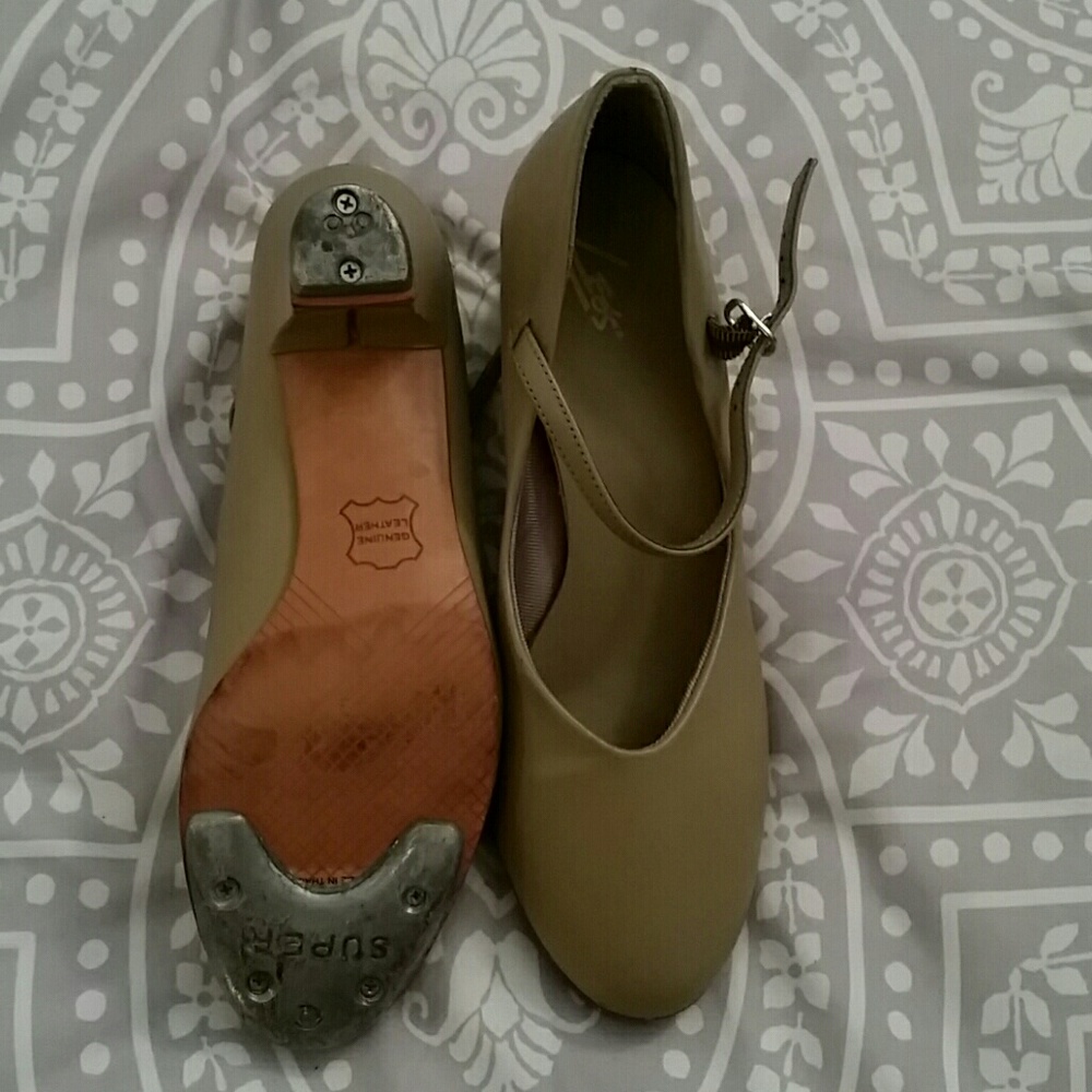 LEATHER TAP SHOES