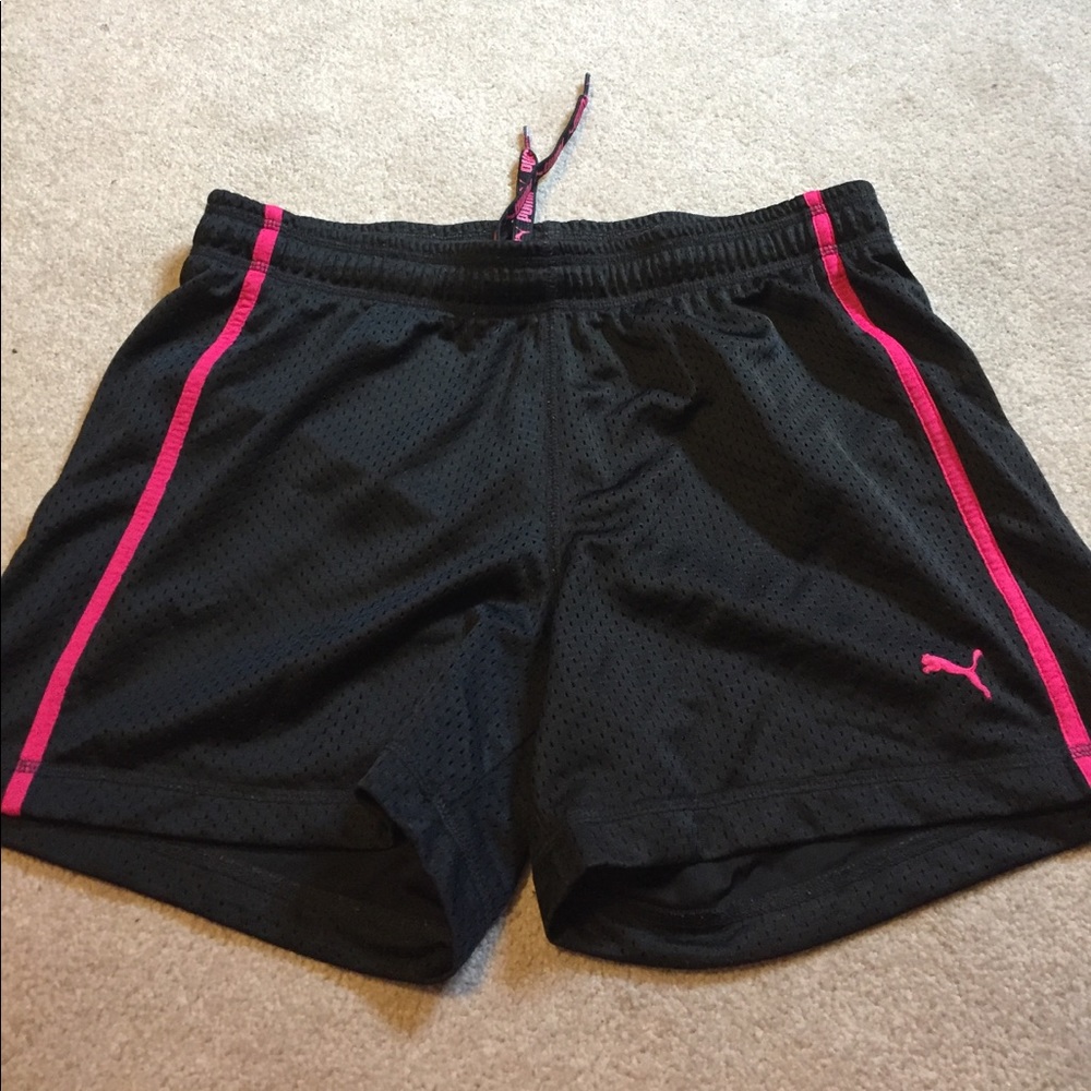 ‼️ END OF SUMMER SALE ‼️ PUMA gym shorts