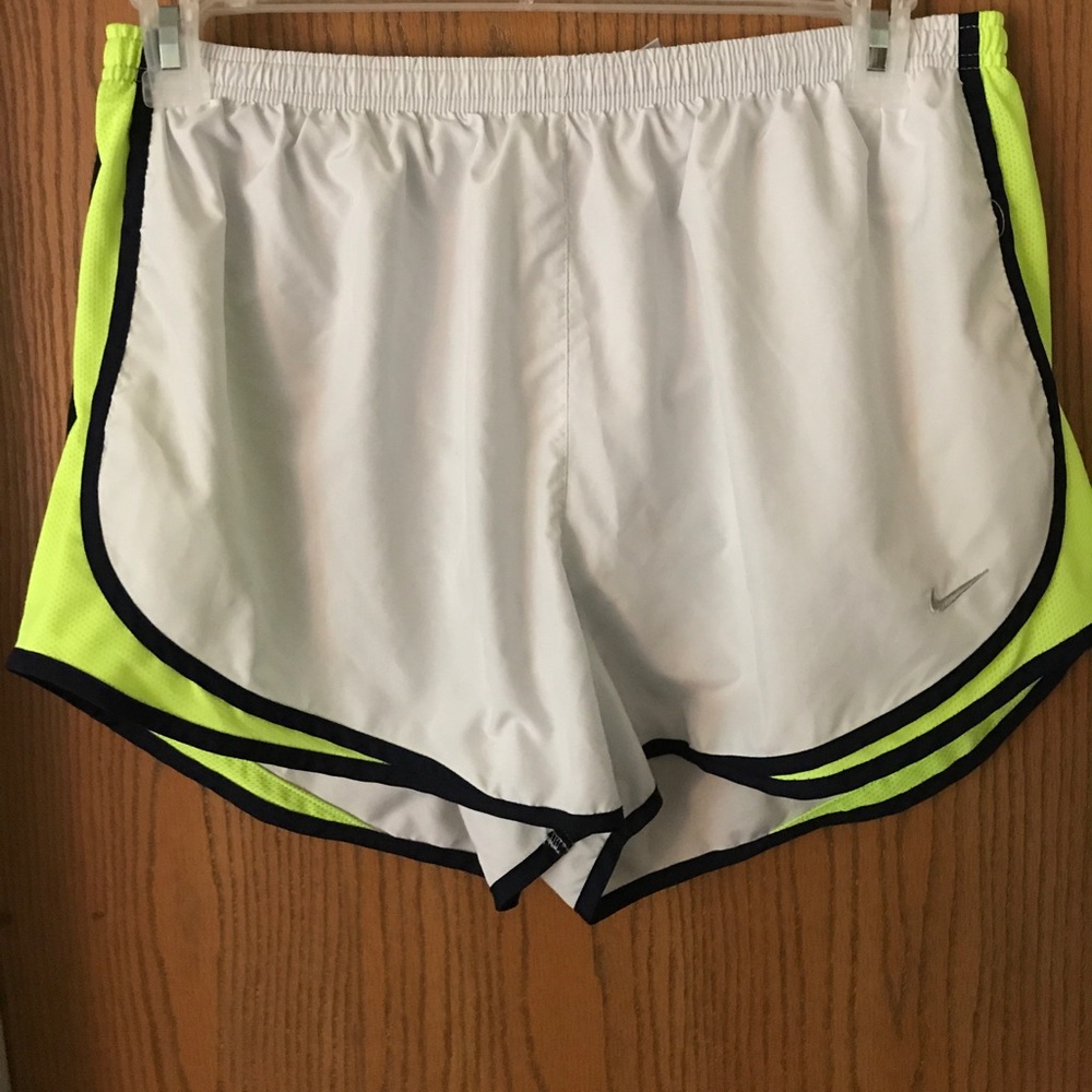 Women's Nike Shorts XL